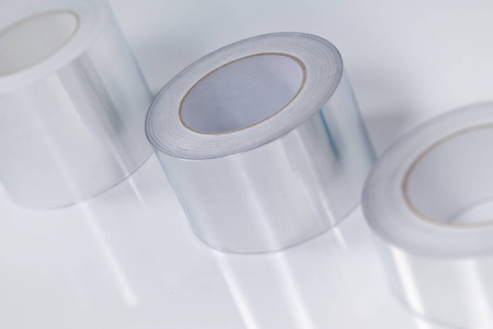 Einseitiges Aluminium Dichtband Parotec für metalisierte Dampfsperren