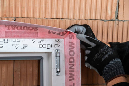 Dichtstreifen für Fensteranschlusse im Außenbereich Soudal SWS System: Folienband Outside