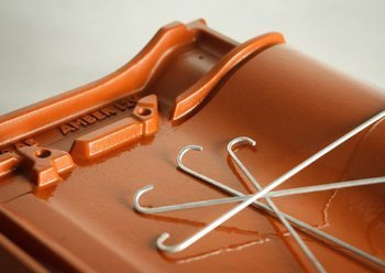 Seitenfalzklammer TYP 417 für Tonziegel Parotec