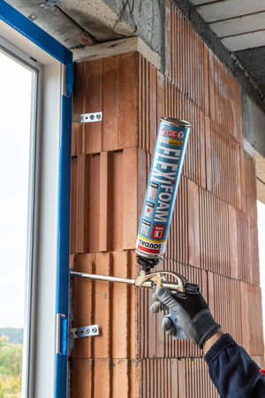 Dichtstreifen für Fensteranschlusse im Außenbereich Soudal SWS System: Folienband Outside