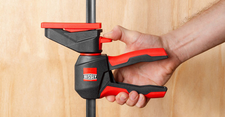 Einhandzwinge mit drehbarem Griff Bessey EZ360
