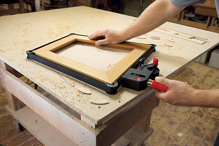 Bessey BAN700 Bandspanner, komplett mit 4 Vario-Ecken